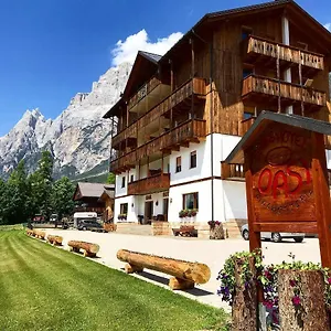 hotel-oasi-san-vito-di-cadore.hotelinveneto.com/