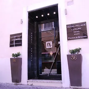 royal-palace-luxury-hotel.it-romehotels.com/